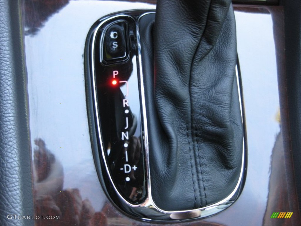 2004 Mercedes-Benz C 320 Sedan 5 Speed Automatic Transmission Photo #57560479