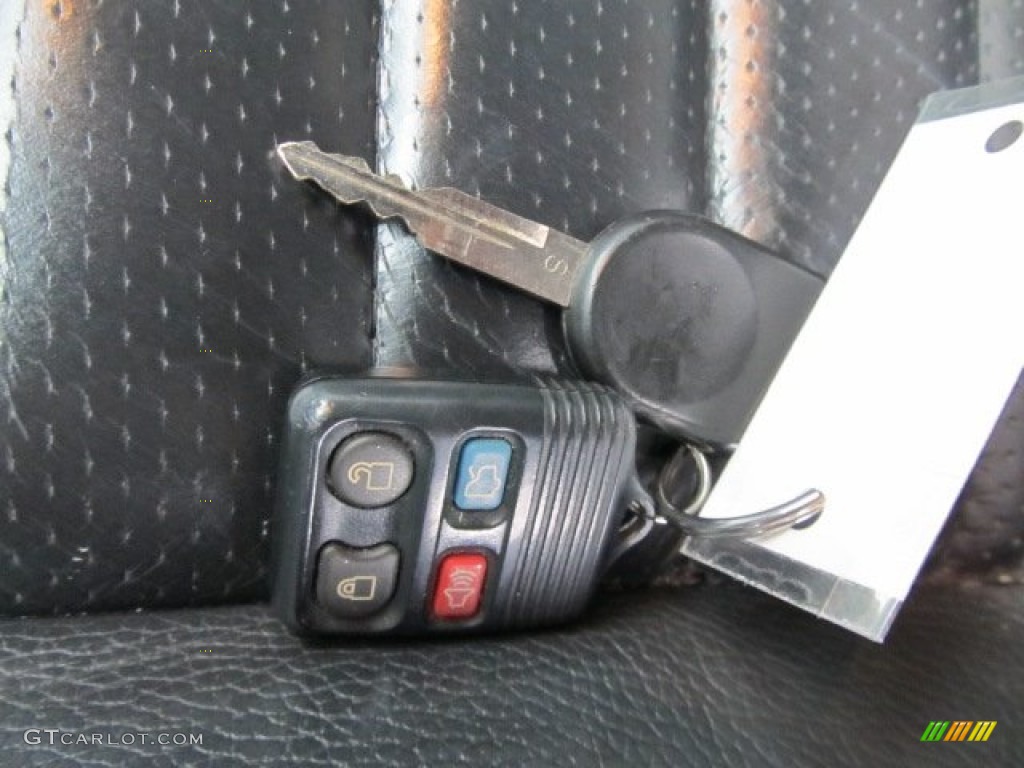 2008 Ford Mustang GT Premium Coupe Keys Photo #57562528