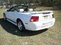 2004 Oxford White Ford Mustang V6 Convertible  photo #10