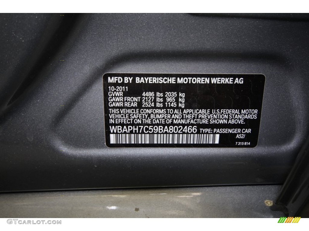 2011 3 Series 328i Sedan - Space Gray Metallic / Oyster/Black Dakota Leather photo #8