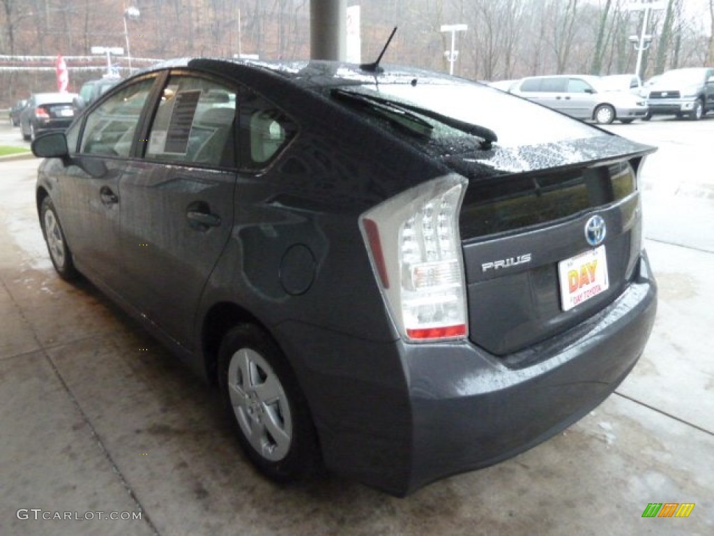 2011 Prius Hybrid III - Winter Gray Metallic / Misty Gray photo #4