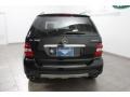 Black - ML 350 4Matic Photo No. 4