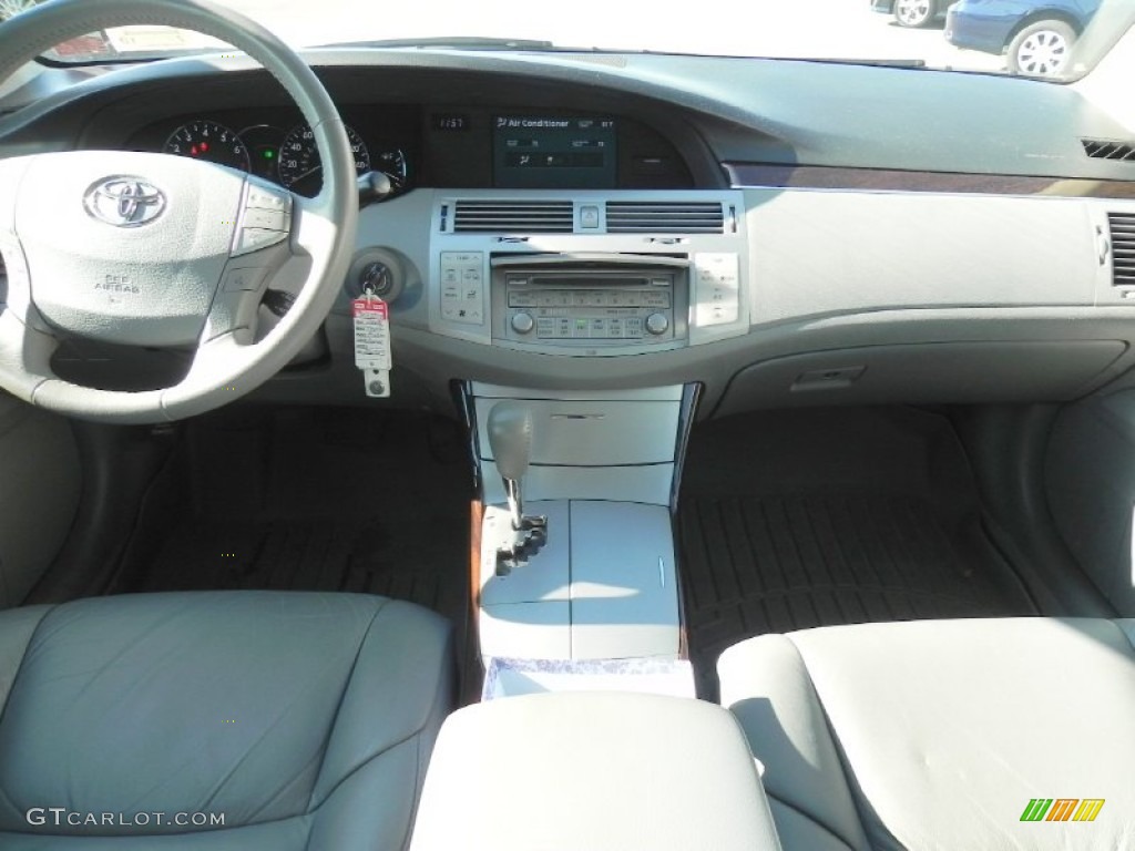 2008 Avalon XLS - Classic Silver Metallic / Ash Gray photo #21
