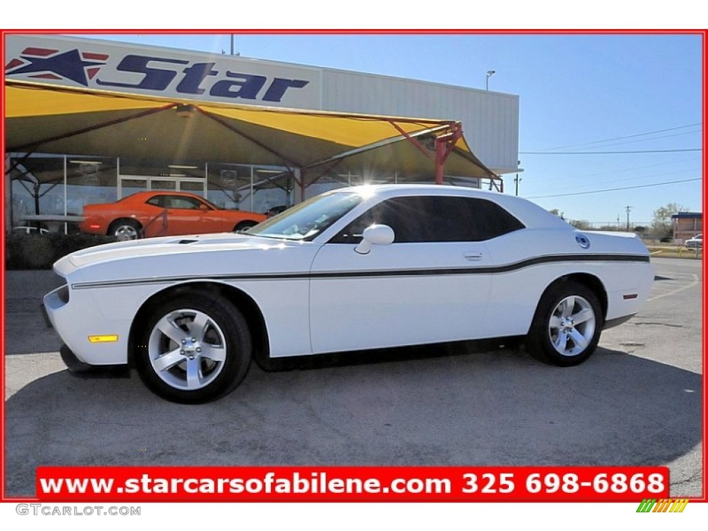 2011 Challenger SE - Bright White / Dark Slate Gray photo #1