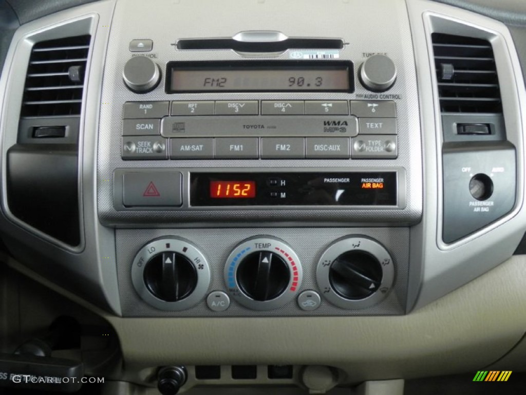 2010 Toyota Tacoma SR5 Access Cab Controls Photos