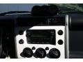Iceberg White - FJ Cruiser 4WD Photo No. 16