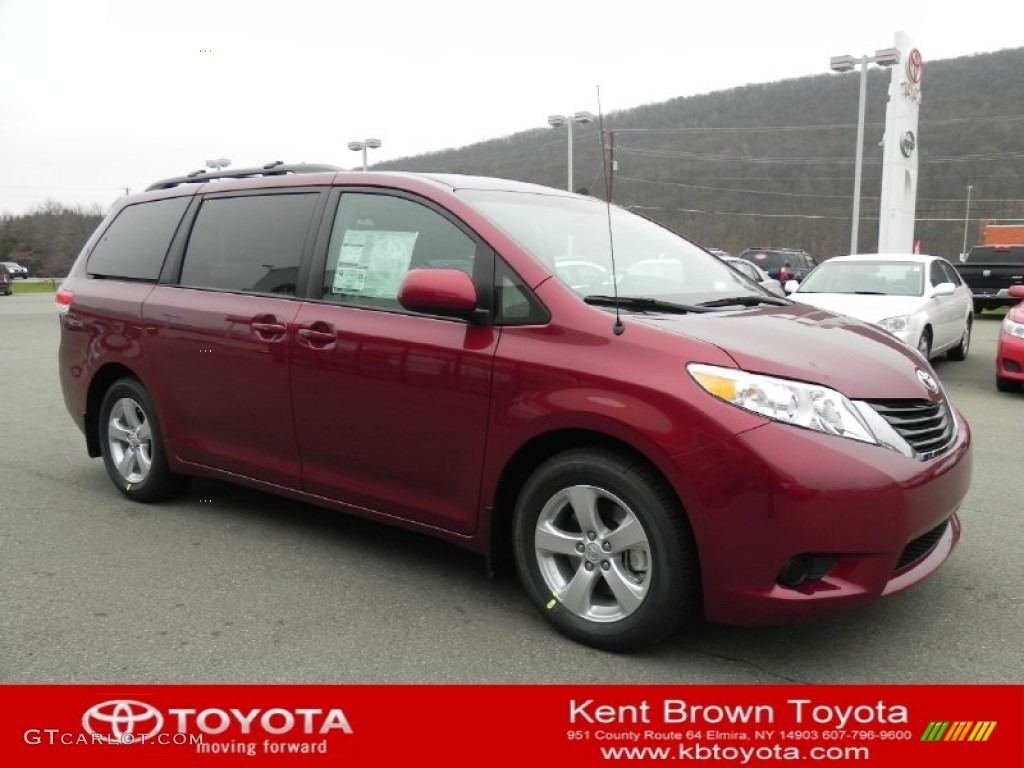 2012 Sienna LE - Salsa Red Pearl / Light Gray photo #1