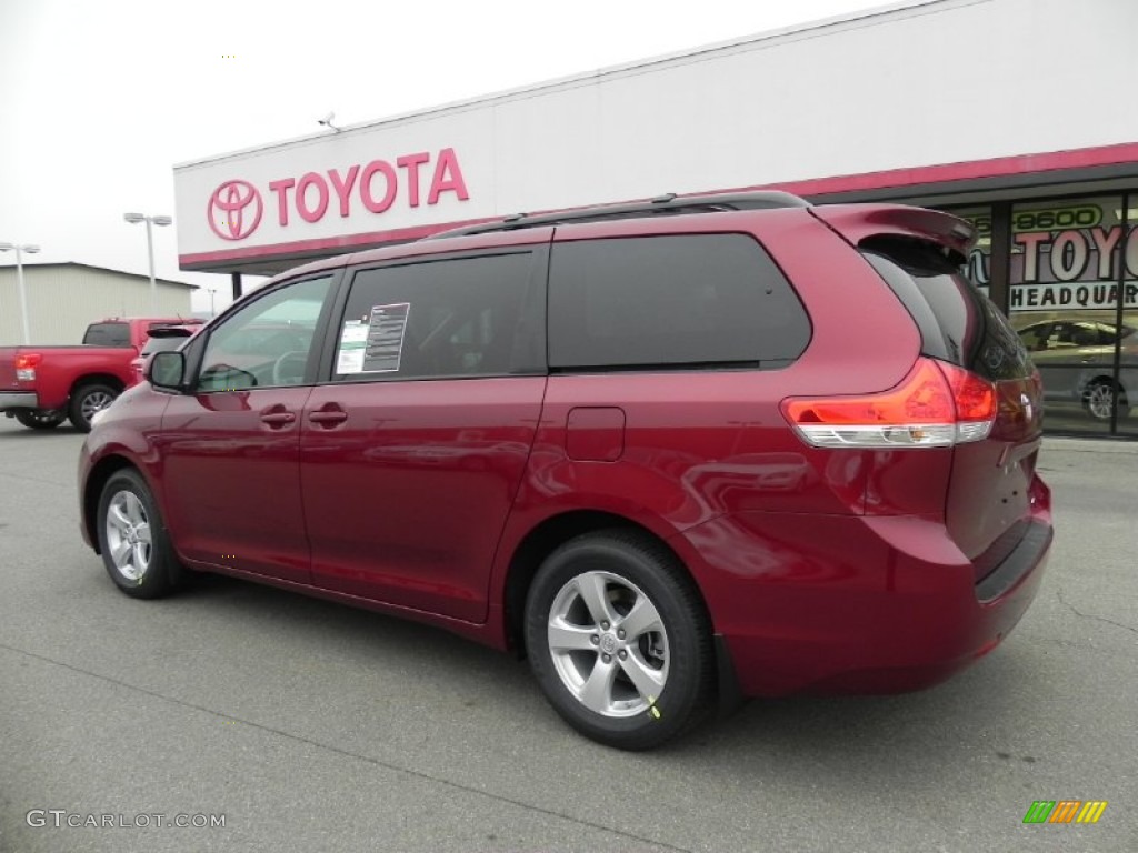 2012 Sienna LE - Salsa Red Pearl / Light Gray photo #2