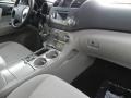Blizzard White Pearl - Highlander V6 4WD Photo No. 5