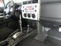 Iceberg White - FJ Cruiser 4WD Photo No. 8