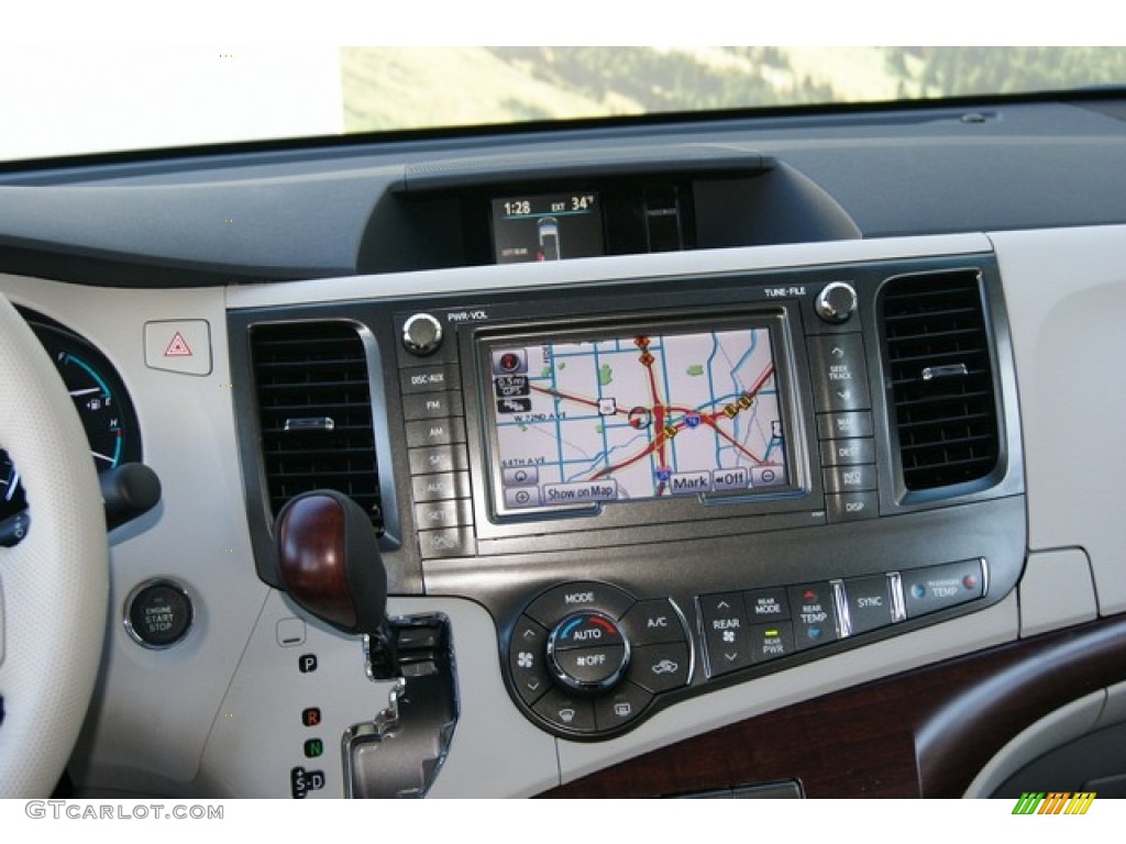 2012 Toyota Sienna XLE AWD Controls Photo #57589470