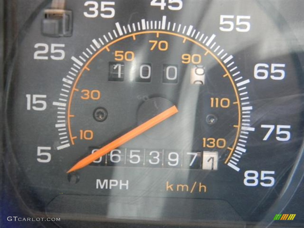 1995 Chevy Van G20 Passenger Conversion - White / Blue photo #15