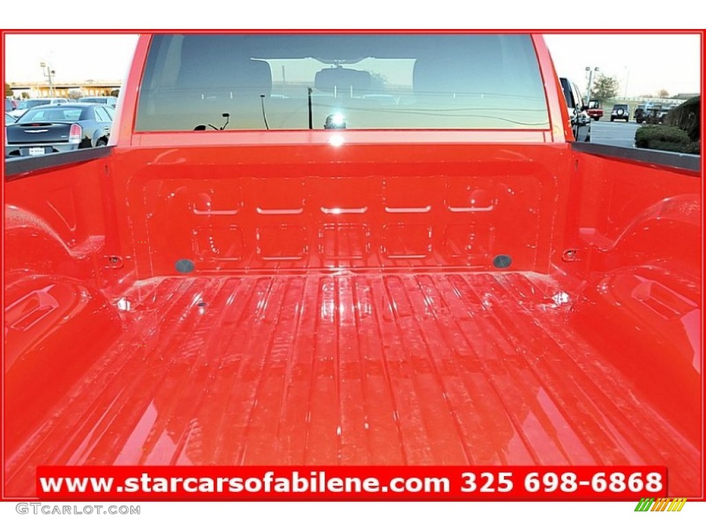2011 Ram 1500 ST Quad Cab - Flame Red / Dark Slate Gray/Medium Graystone photo #6