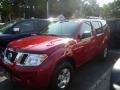 Red Brick - Pathfinder SE 4x4 Photo No. 2