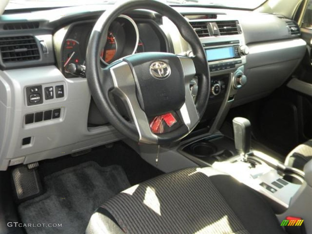 2011 4Runner SR5 - Salsa Red Pearl / Graphite photo #12