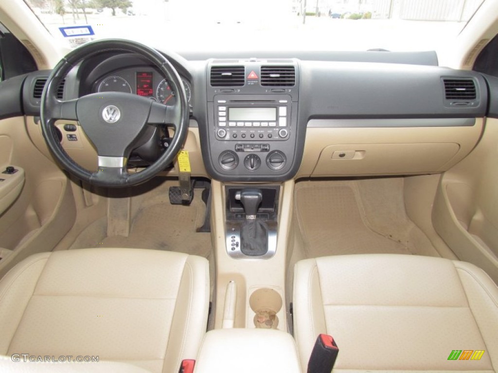 2009 Volkswagen Jetta TDI SportWagen Pure Beige Dashboard Photo #57596096