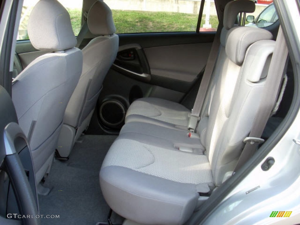 2007 RAV4 I4 - Classic Silver Metallic / Ash Gray photo #12