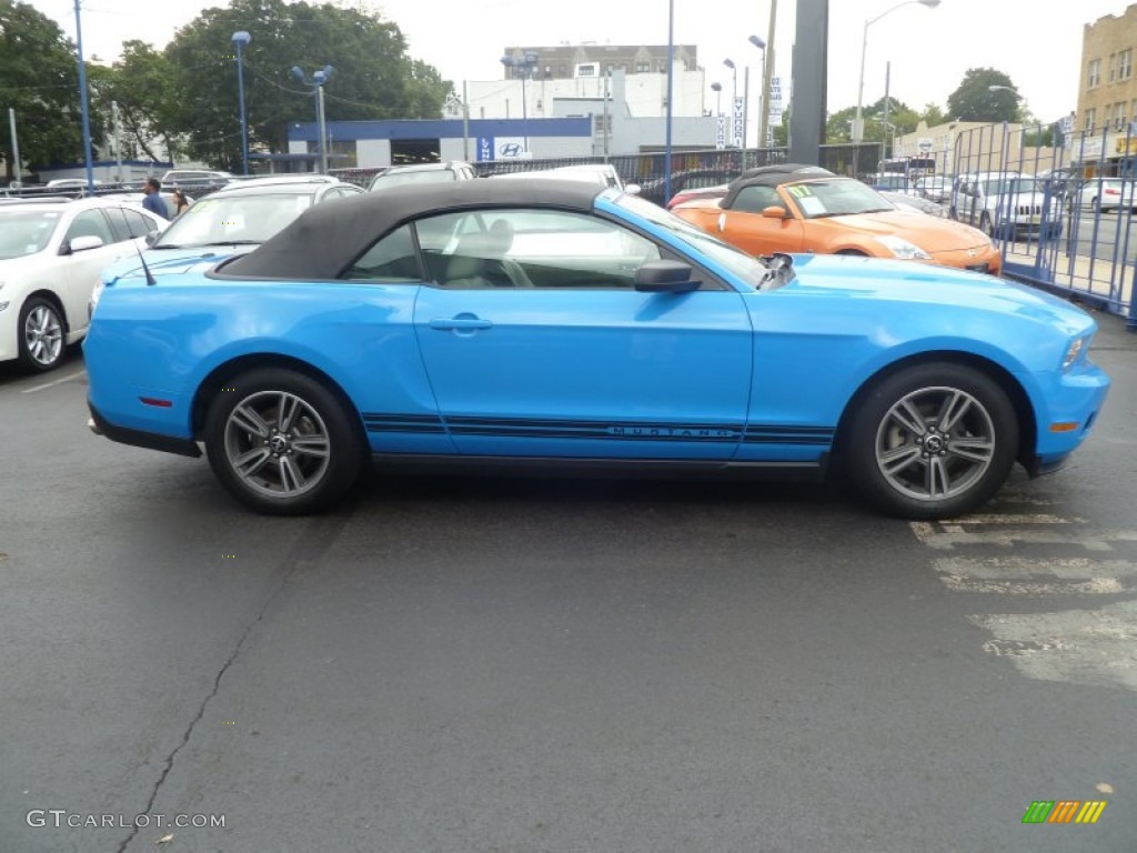 2010 Mustang V6 Premium Convertible - Grabber Blue / Saddle photo #5