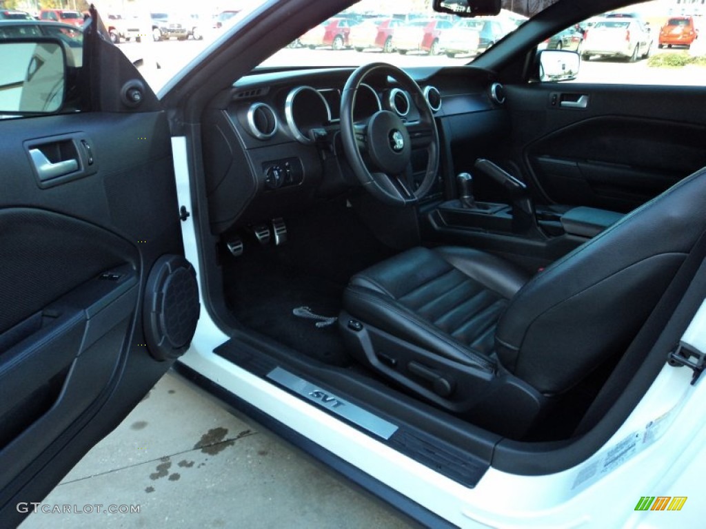 Black Interior 2008 Ford Mustang Shelby GT500 Coupe Photo #57599026