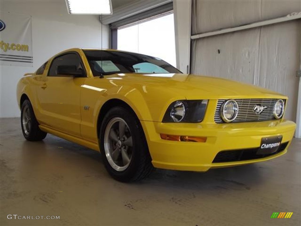 2006 Mustang GT Premium Coupe - Screaming Yellow / Black photo #3