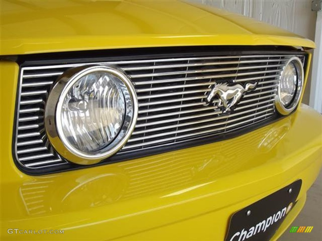 2006 Mustang GT Premium Coupe - Screaming Yellow / Black photo #25