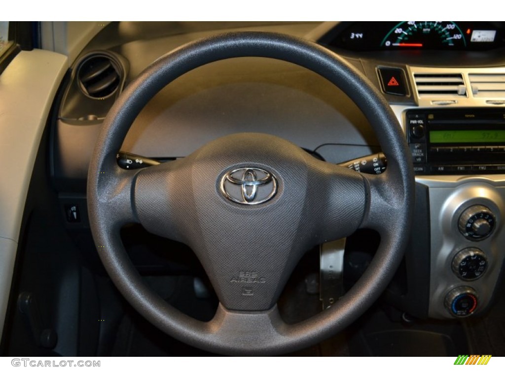 2008 Yaris 3 Door Liftback - Blazing Blue Pearl / Dark Charcoal photo #8