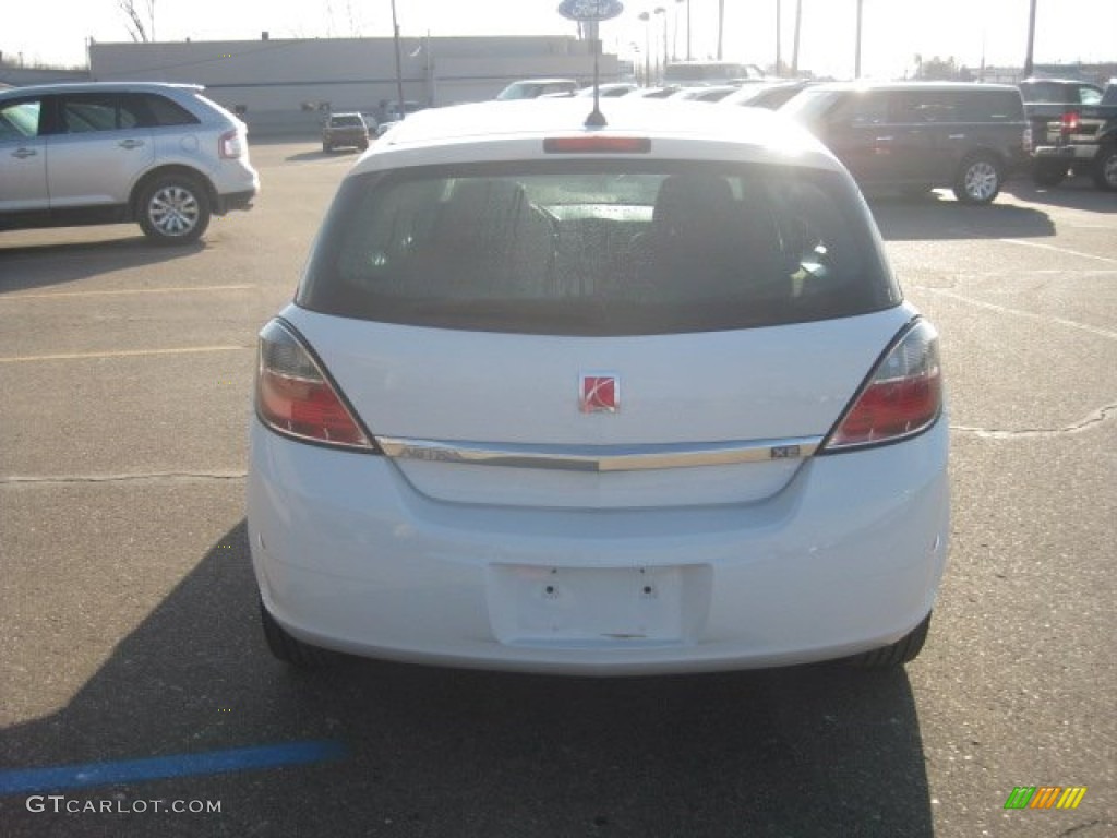 2008 Astra XE Sedan - Arctic White / Charcoal photo #7