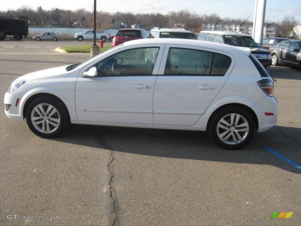 2008 Astra XE Sedan - Arctic White / Charcoal photo #9