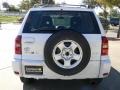 Super White - RAV4 4WD Photo No. 6