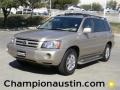 2005 Sonora Gold Pearl Toyota Highlander V6  photo #1