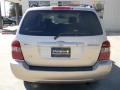 2005 Sonora Gold Pearl Toyota Highlander V6  photo #6