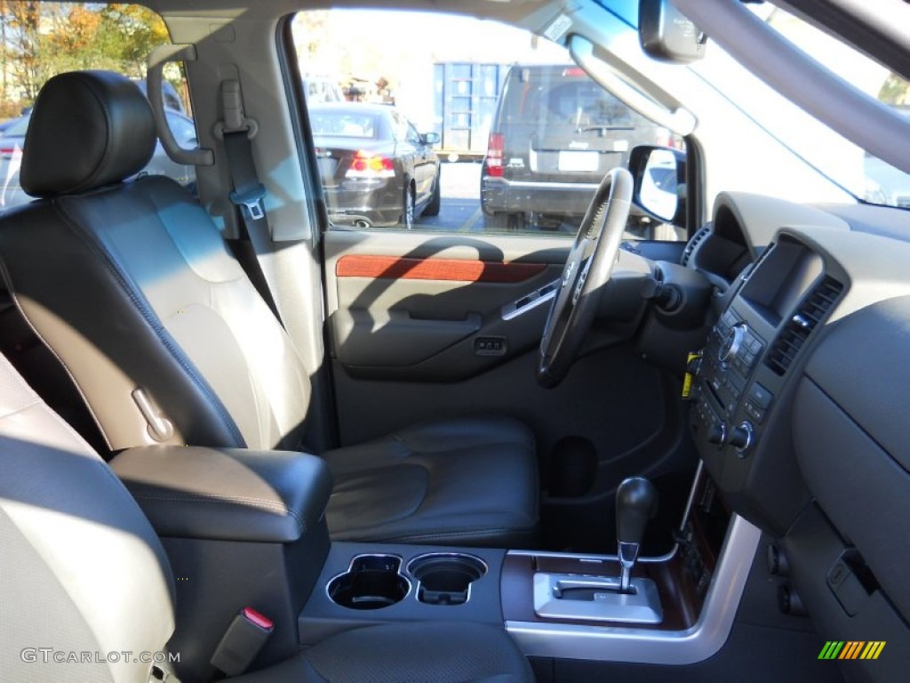 2008 Pathfinder LE V8 4x4 - Super Black / Graphite photo #7