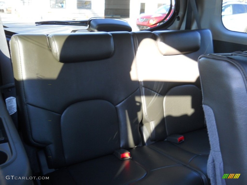2008 Pathfinder LE V8 4x4 - Super Black / Graphite photo #21
