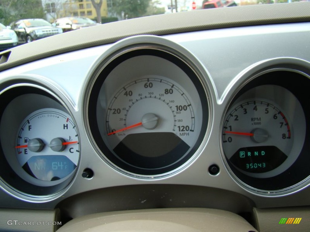 2006 Chrysler PT Cruiser Limited Gauges Photo #57605123