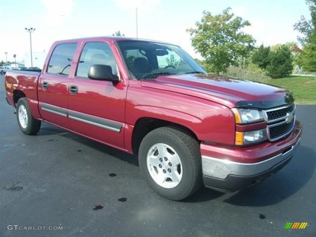 2006 Silverado 1500 LT Crew Cab - Sport Red Metallic / Dark Charcoal photo #1