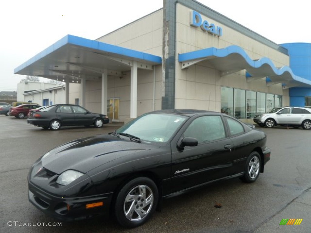 2002 Sunfire SE Coupe - Black / Graphite photo #1