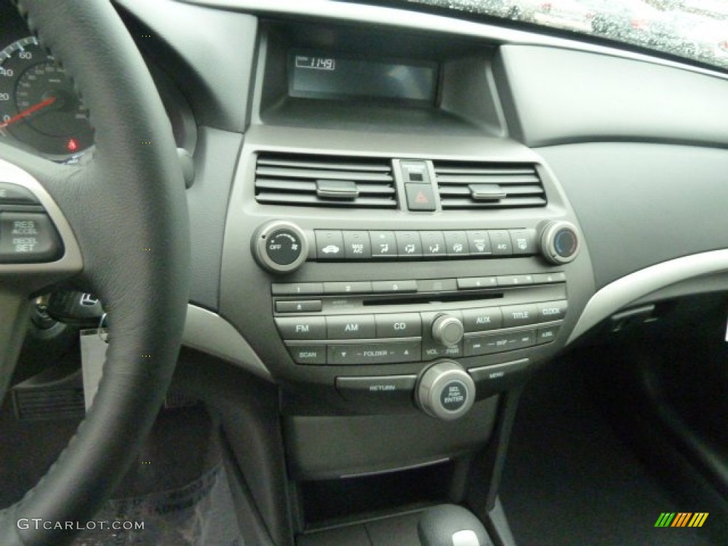 2012 Honda Accord SE Sedan Controls Photo #57606369
