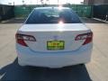 Super White - Camry SE Photo No. 4