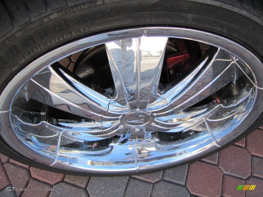 2007 Chrysler 300 Standard 300 Model Custom Wheels Photo #57613117