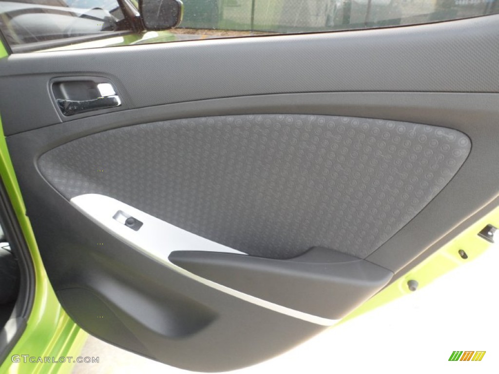2012 Hyundai Accent SE 5 Door Black Door Panel Photo #57613240