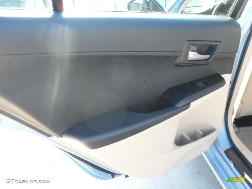 2012 Camry LE - Clearwater Blue Metallic / Ivory photo #22