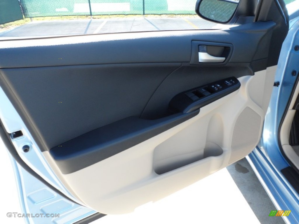 2012 Camry LE - Clearwater Blue Metallic / Ivory photo #24