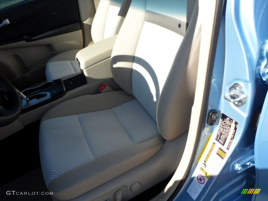 2012 Camry LE - Clearwater Blue Metallic / Ivory photo #25