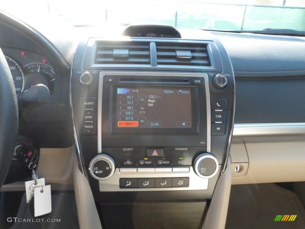 2012 Camry LE - Clearwater Blue Metallic / Ivory photo #28