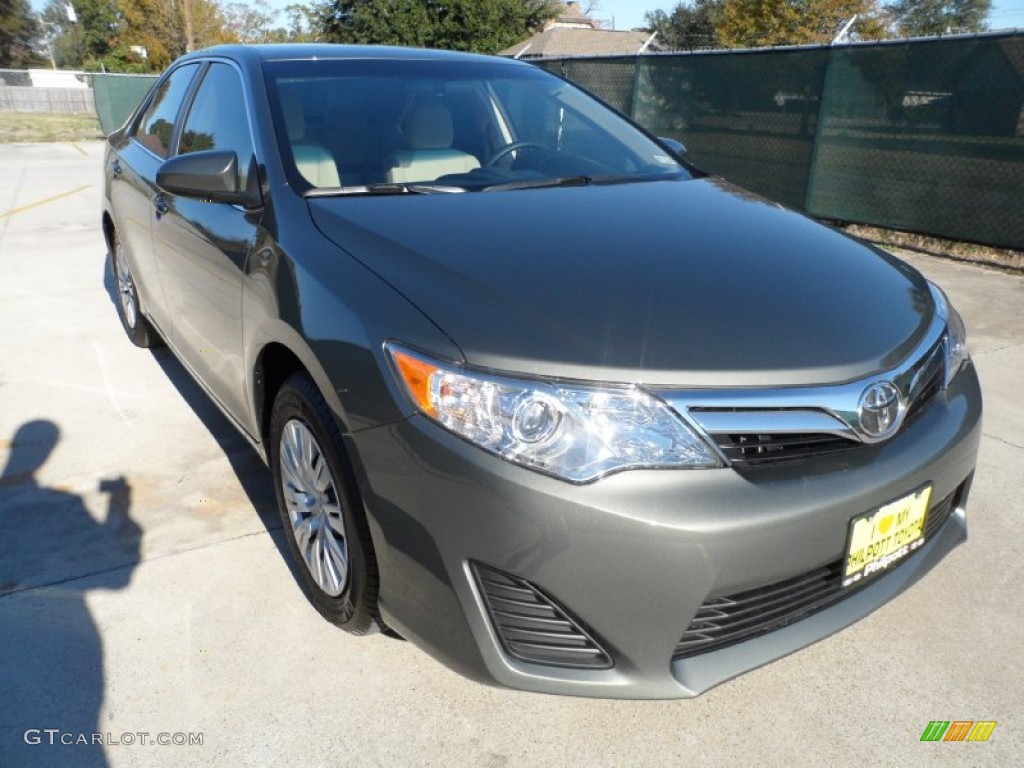 2012 Camry LE - Cypress Green Pearl / Ivory photo #1