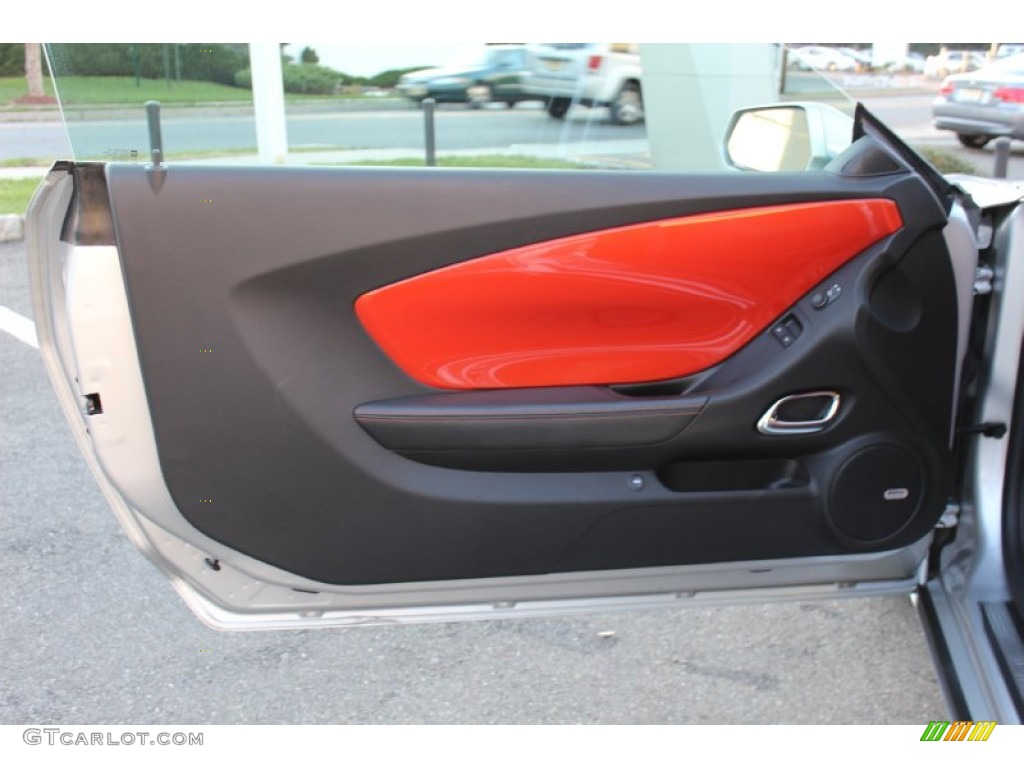 2010 Chevrolet Camaro SS Coupe Black/Inferno Orange Door Panel Photo #57614727