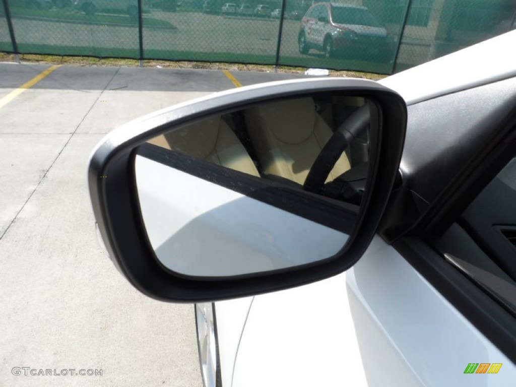 2012 Elantra Limited - Shimmering White / Beige photo #13