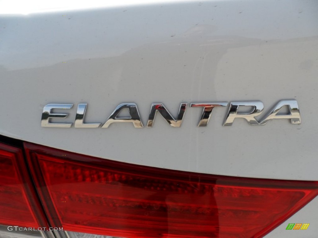 2012 Elantra Limited - Shimmering White / Beige photo #16