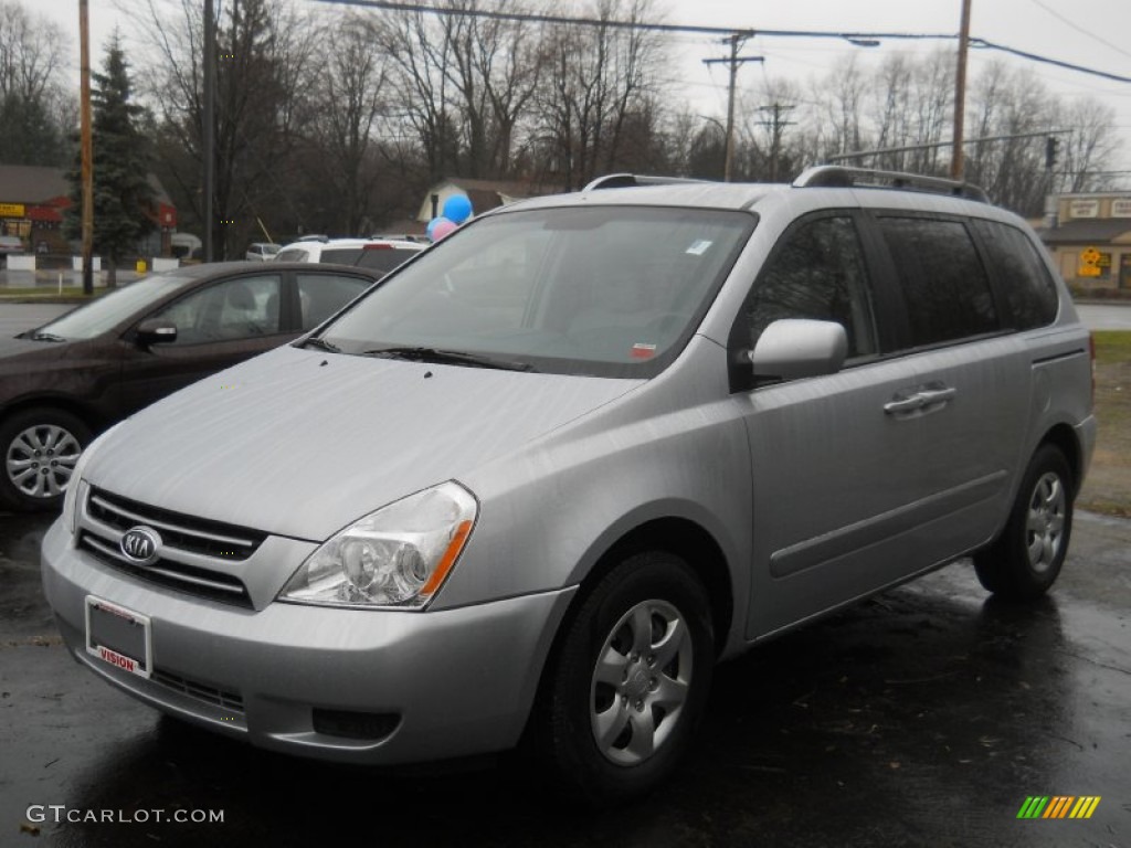 Silver Kia Sedona