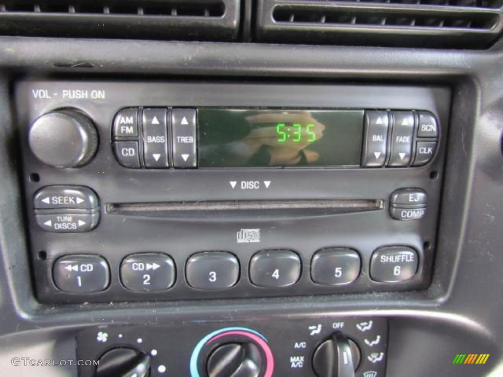 2000 Ford Ranger XLT Regular Cab Audio System Photos